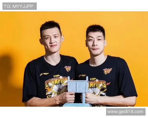 任骏飞领衔广东男篮再创辉煌期待新赛季的精彩表现与成长之路