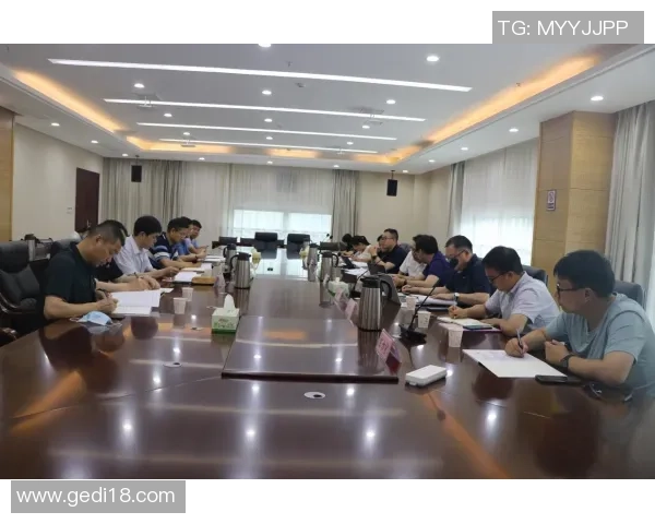 伐木者与科罗拉的对决：探讨两者在生态与经济中的影响与未来发展