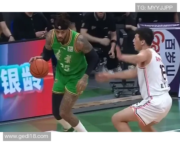 传奇明星对决中国男篮展现篮球魅力与激情的巅峰对抗 传奇明星对决中国男篮展现篮球魅力与激情的巅峰对抗