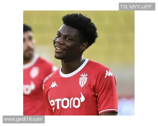 楚阿梅尼：从青涩少年到足球巨星的成长之路与未来展望