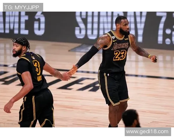 湖人对阵热火精彩比赛录像回放全程国语解说尽在这里