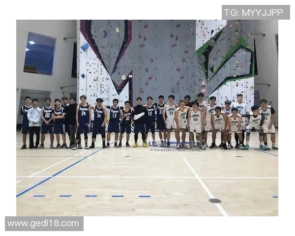 广州足球队区域防守战术解析与实战应用深度剖析MBA 广州足球队区域防守战术解析与实战应用深度剖析MBA