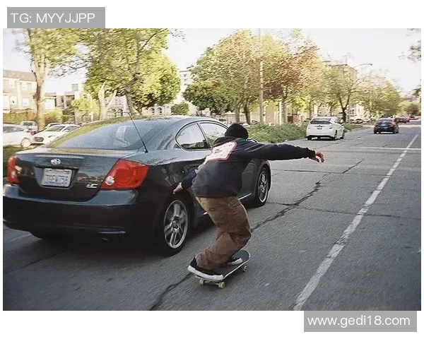 滑板战术解析：杭州滑板队如何构建高效盯防体系与战术配合MBA