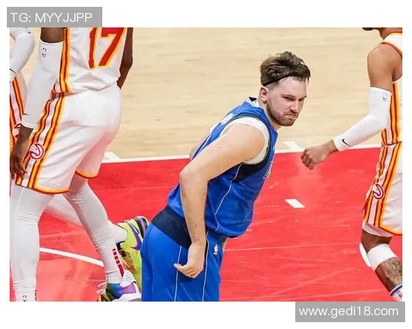 东契奇狂砍73分刷新现役得分纪录独行侠力克太阳终止其11连胜之旅 东契奇狂砍73分刷新现役得分纪录独行侠力克太阳终止其11连胜之旅