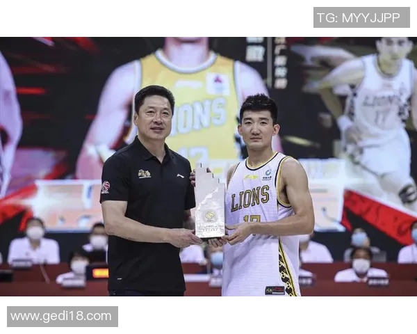 北京足球队的默契配合与战术分析探讨MBA