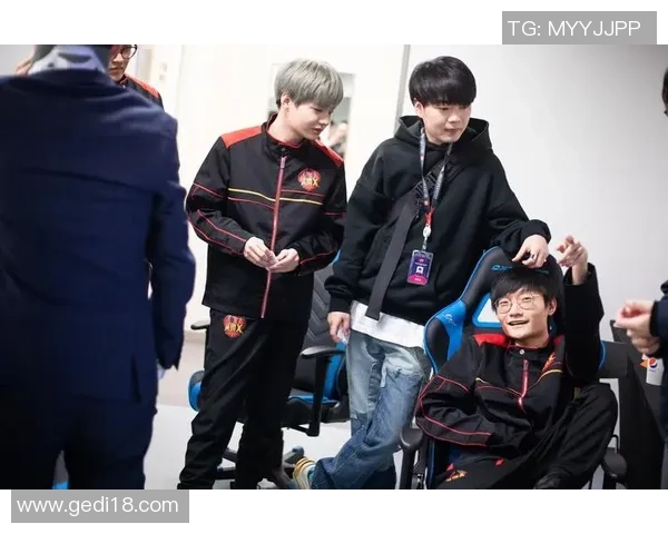 重磅专题：探秘FPX如何通过防守革新引领电竞战术新潮流