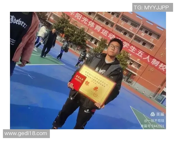 上海篮球队心理素质提升之路：从挑战到突破的热议与反思